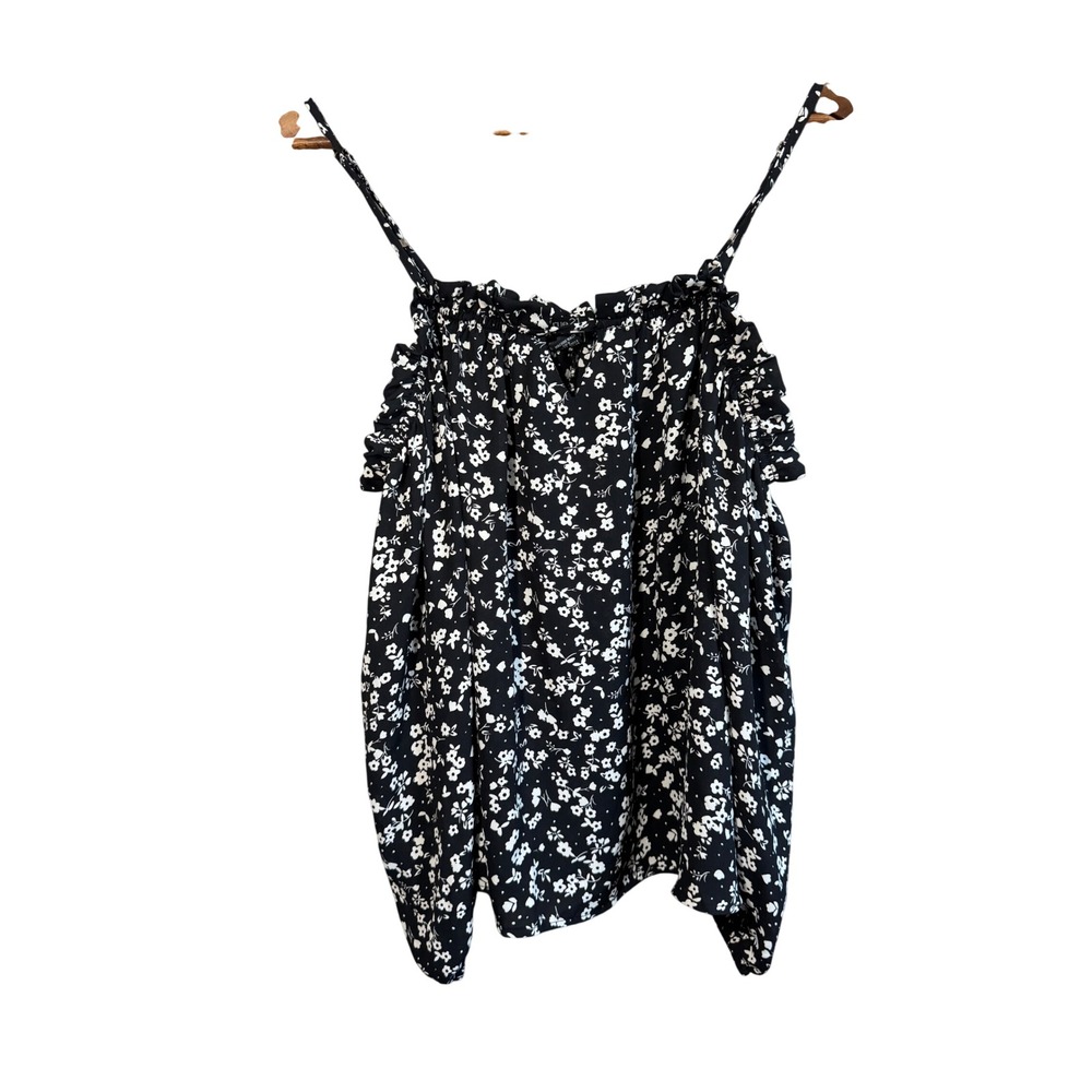 Rue21 Cold Shoulder Blouse Womens Large Black Floral Excellent Ruffle Sleeve